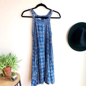 Agnes & Dora Keyhole Tunic